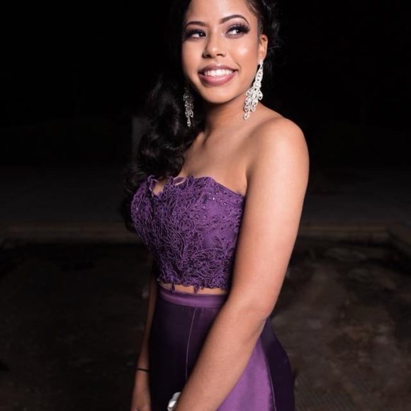 Stunning eggplant Purple Alyce Sz 2 - Picture 3 of 7